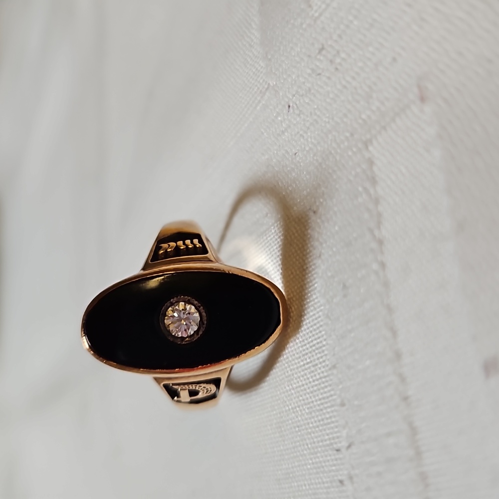 Onyx/Gold Diamond Ring